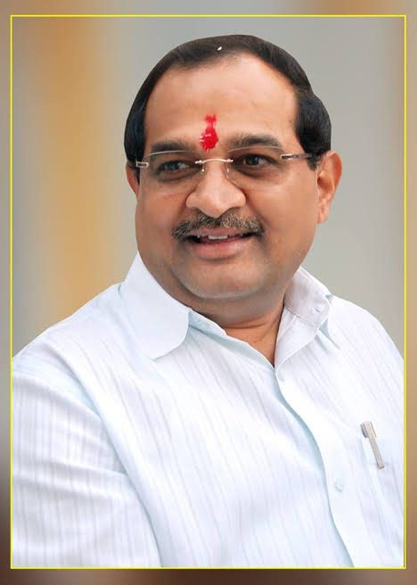 Devendra Fadnavis